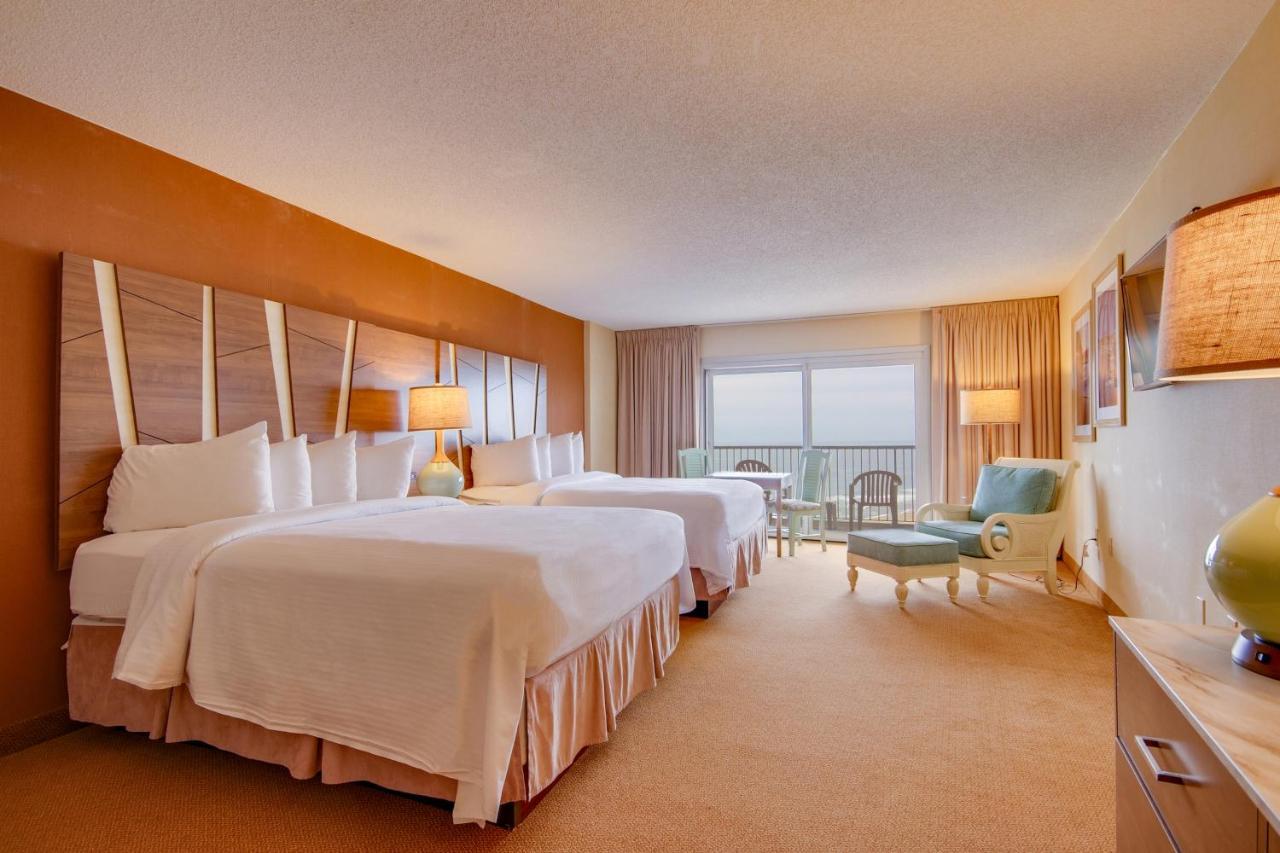 Direct Ocean Front Two Queen beds Non Smoking,749747450:JPEG